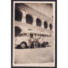 SALTA ANTIGUA FOTO POSTAL CON MICRO OMNIBUS LINEA 31 RECORRIDO ONCE-MUNRO VISITANDO EL CABILDO SALTEÑO